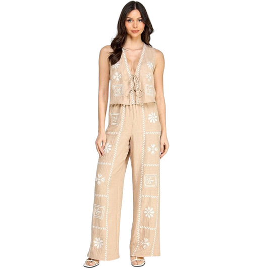 Regal Embroidery Ensemble Set